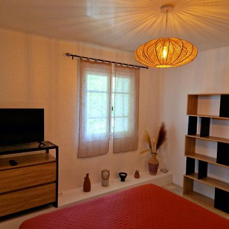 Bed and Breakfast Lou mouli di baou Labeaume Esterno foto