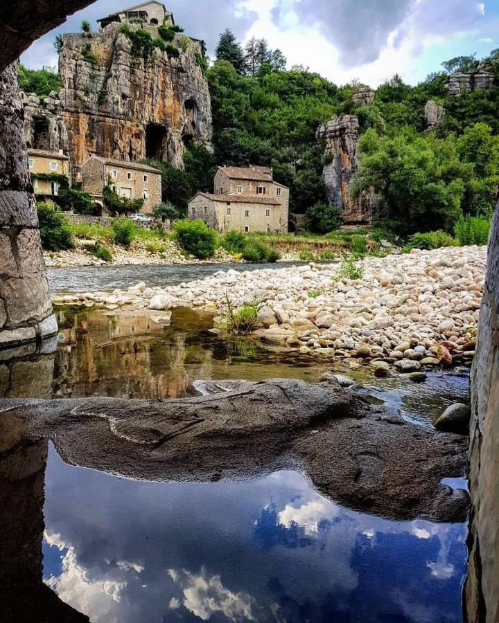 Bed and Breakfast Lou mouli di baou Labeaume Esterno foto
