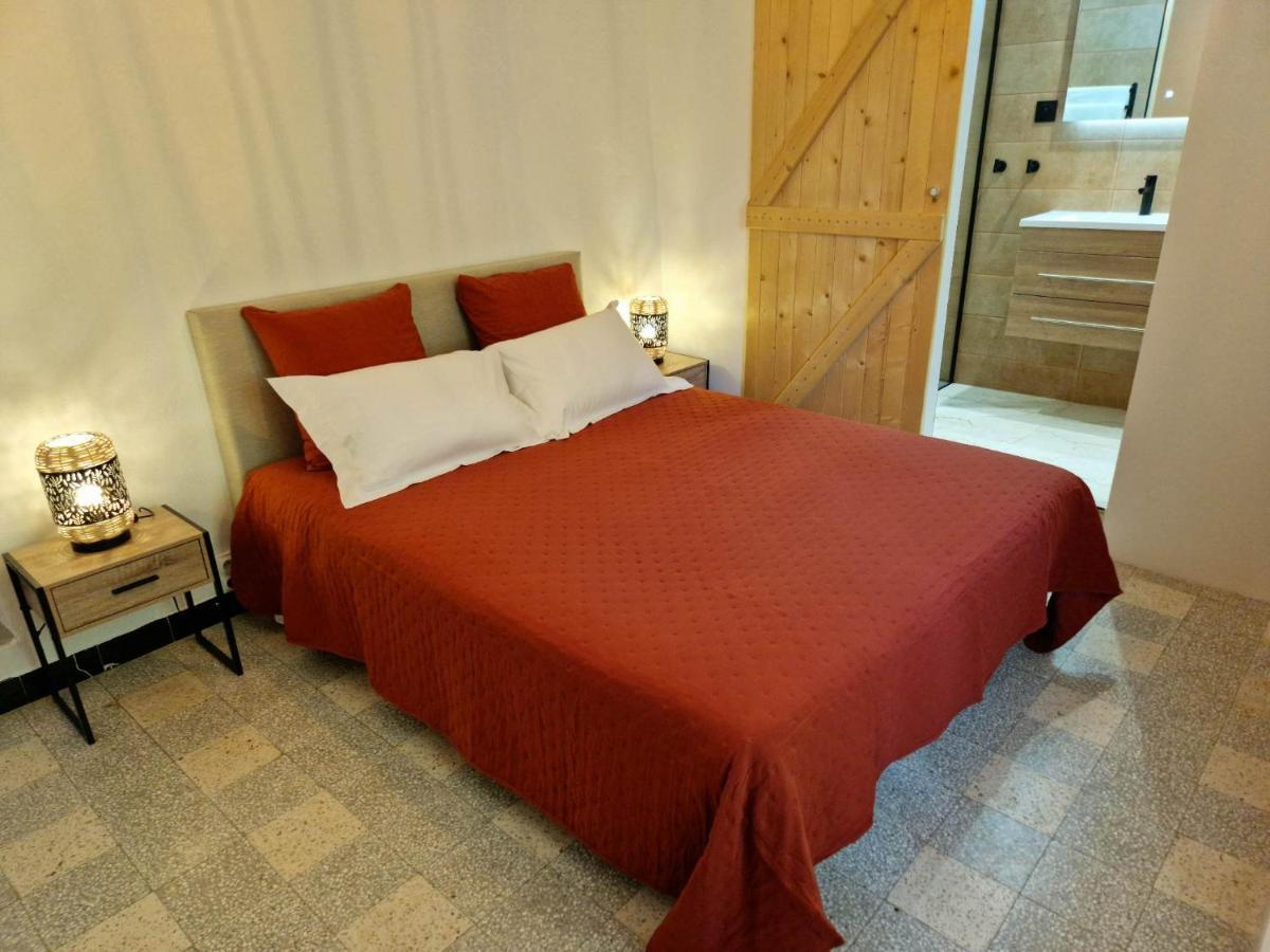 Bed and Breakfast Lou mouli di baou Labeaume Esterno foto